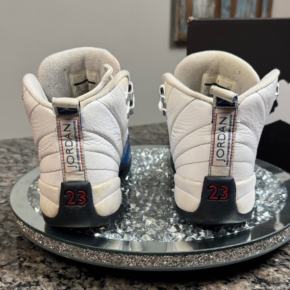 Jordan Retro 12 High-Top Sneakers 5Y - Picture 3 of 15